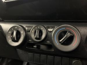 Toyota Hilux 2.0 VvtiS/C Chassis Cab - Image 9