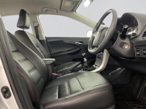 Toyota Corolla Quest 1.6 - Image 15