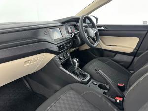 Volkswagen Polo 1.6 Tiptronic - Image 10