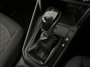 Volkswagen Polo 1.6 Tiptronic - Image 7