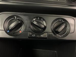 Volkswagen Polo Vivo 1.4 Trendline - Image 8