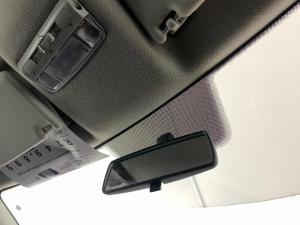 Volkswagen Polo Vivo 1.6 Comfortline TIP - Image 16