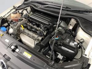 Volkswagen Polo Vivo 1.6 Comfortline TIP - Image 19