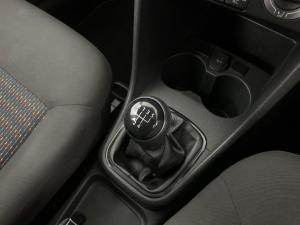 Volkswagen Polo Vivo 1.4 Trendline - Image 10