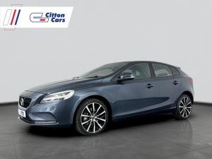 Volvo V40 D3 Momentum Geartronic - Image 1