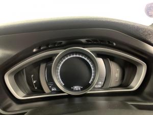 Volvo V40 T3 Kinetic - Image 12
