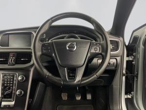 Volvo V40 T3 Kinetic - Image 13