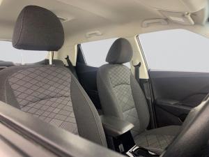 Mahindra XUV3XO 1.2T MX2 - Image 18