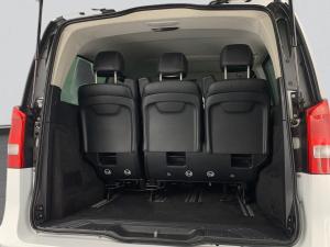 Mercedes-Benz V200 CDi automatic - Image 17