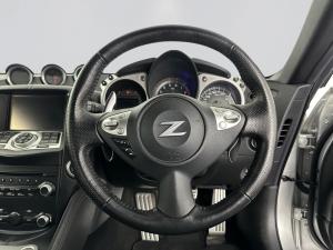 Nissan 370 Z Coupe automatic - Image 8