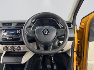 Renault Triber 1.0 Expression / Life - Image 15