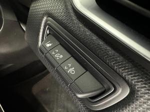 Renault Clio V 1.0T Intens - Image 13