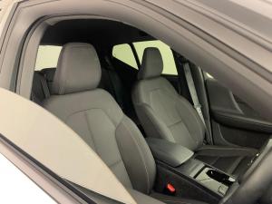 Volvo XC40 P6 Recharge - Image 13