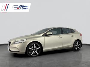 Volvo V40 D3 Momentum Geartronic - Image 1