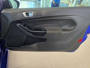 Ford Fiesta ST 1.6 Ecoboost Gdti - Image 14