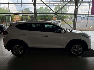 Hyundai Tucson 2.0 Premium - Image 5