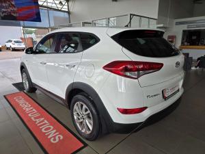 Hyundai Tucson 2.0 Premium - Image 9