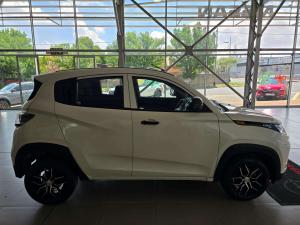 Mahindra KUV 100 1.2 K2+ #dare - Image 6