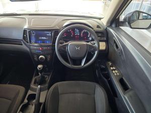 Mahindra XUV300 1.2T SE - Image 19