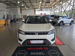 Mahindra XUV300 1.2T SE - Image 2