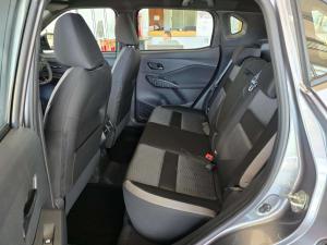 Nissan Magnite Kuro 1.0T CVT - Image 12