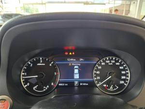 Nissan Navara 2.5DDTI LE/LE Plus automatic D/C - Image 12