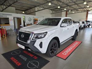 Nissan Navara 2.5DDTI LE/LE Plus automatic D/C - Image 15
