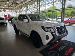 Nissan Navara 2.5DDTI LE/LE Plus automatic D/C - Image 16