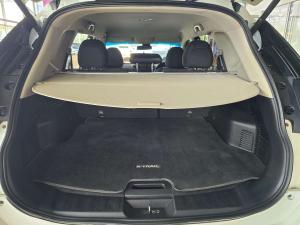 Nissan X Trail 2.5 Acenta 4X4 CVT - Image 5