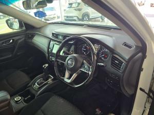 Nissan X Trail 2.5 Acenta 4X4 CVT - Image 8