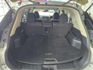 Nissan X Trail 2.5 Acenta 4X4 CVT - Image 5
