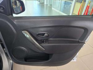 Renault Sandero 900T Stepway Expression - Image 14