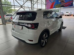 Volkswagen T-CROSS 1.5 TSI R-LINE DSG - Image 18