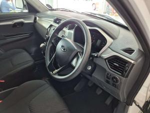 Mahindra KUV 100 1.2 K6+ NXT - Image 7