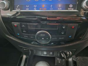 Nissan Navara 2.5DDTI PRO-4X 4X4 automatic D/C - Image 17