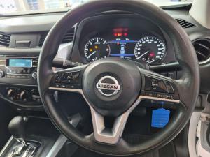 Nissan Navara 2.5DDTI SE Plus automatic D/C - Image 14