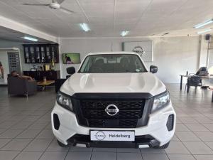 Nissan Navara 2.5DDTI SE Plus automatic D/C - Image 3