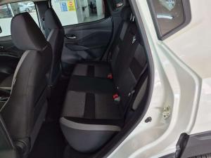 Nissan Magnite 1.0 Visia AMT - Image 11