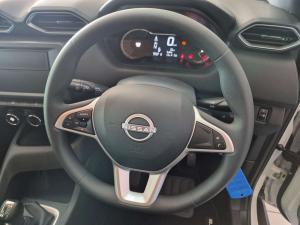 Nissan Magnite 1.0 Visia AMT - Image 16