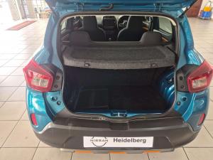 Renault Kwid 1.0 Climber 5-Door - Image 6