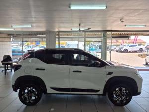 Renault Kiger 1.0T Intens - Image 4