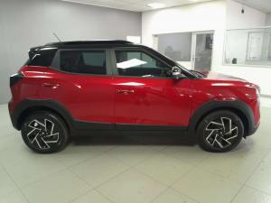 Mahindra XUV3XO 1.2T AX7L automatic - Image 6