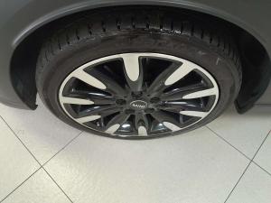MINI Cooper S 5-Door automatic - Image 10