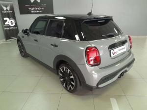 MINI Cooper S 5-Door automatic - Image 18