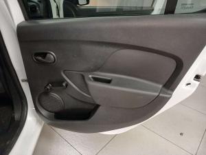 Renault Sandero 900 T Expression - Image 12