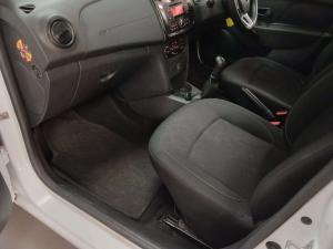 Renault Sandero 900 T Expression - Image 15