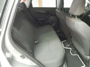 Toyota Urban Cruiser 1.5 Xi - Image 12