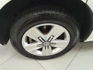 Volkswagen T6.1 Kombi 2.0TDi DSG 110KW Trendline - Image 10