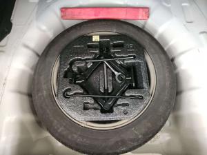 Hyundai Elantra 1.6 Executive - Image 19