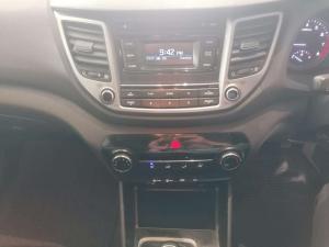 Hyundai Tucson 2.0 Premium - Image 16